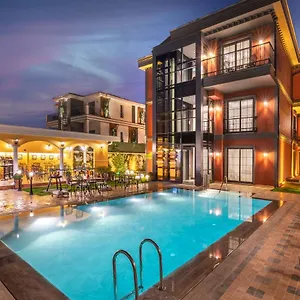 Motif Otel